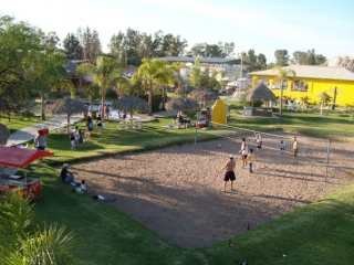  Terrain de beach volley 